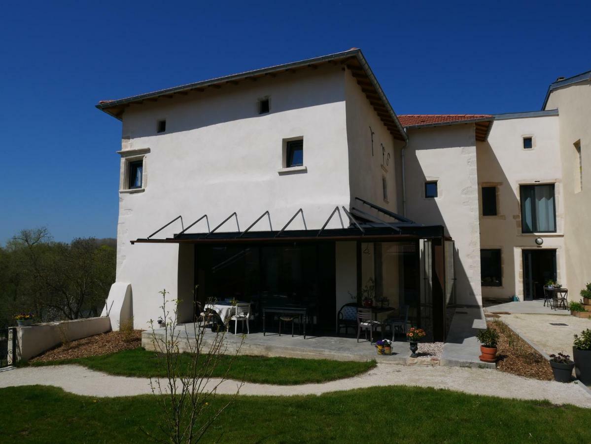 Millery  La Maison Forte - Chambres Et Table D'Hotes מראה חיצוני תמונה